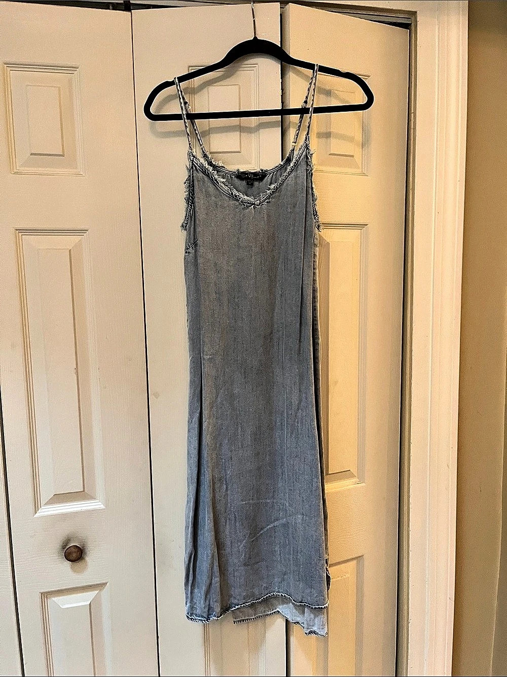 Velvet Heart Soft Blue Denim Maxi Dress Size Medium